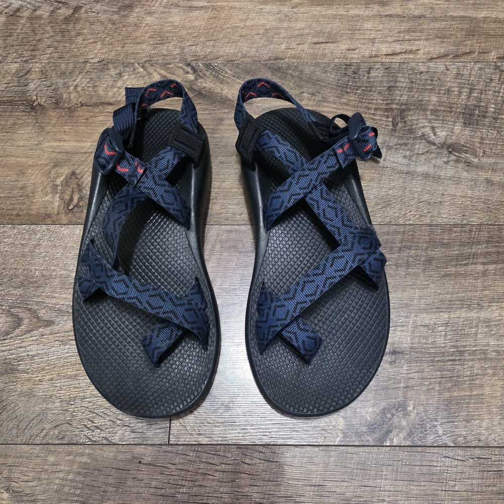 Chaco Navy Blue Patterned  Men Size 9 Sandals